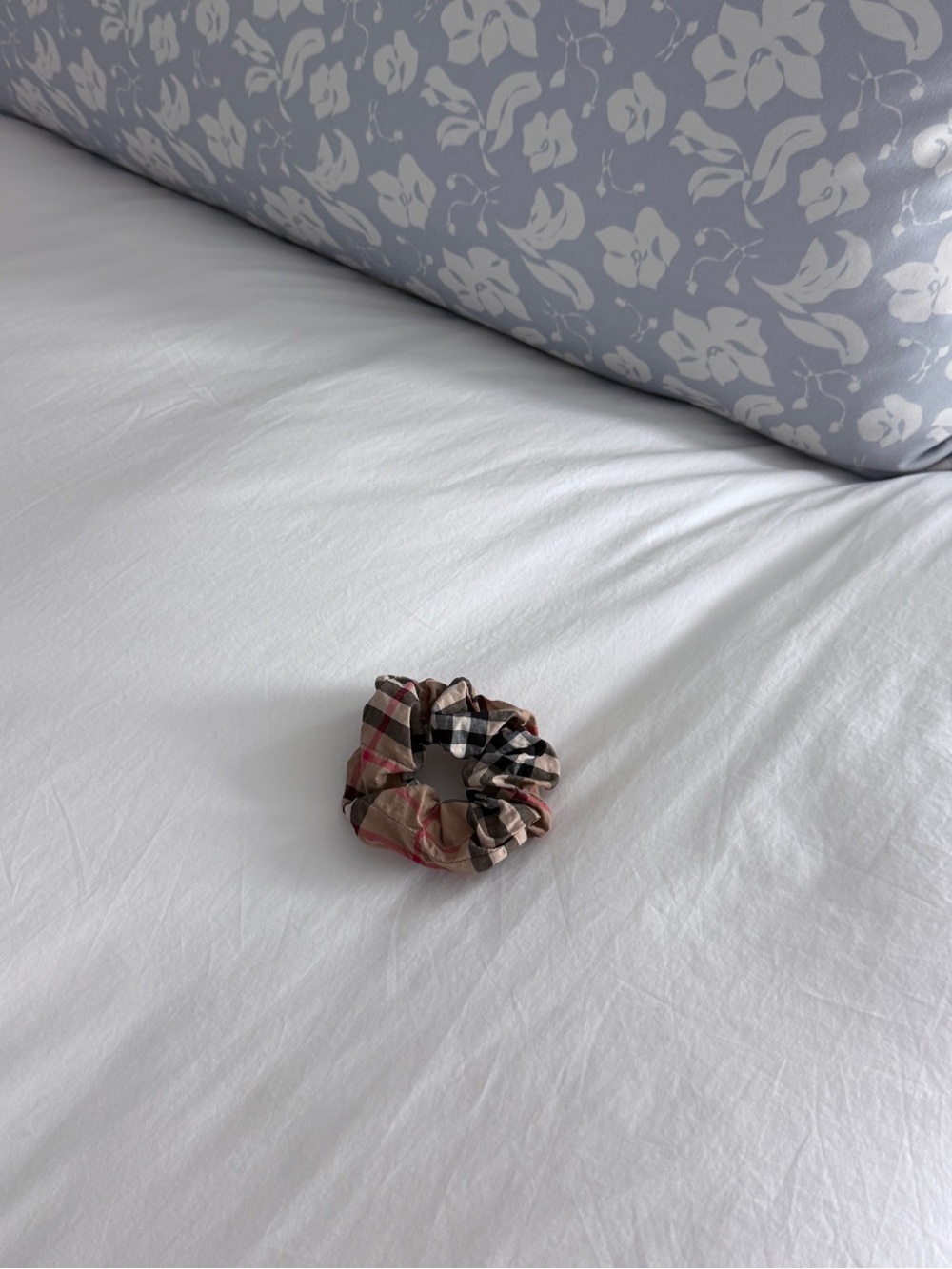 Burberry Beige and Black Check Cotton Scrunchie